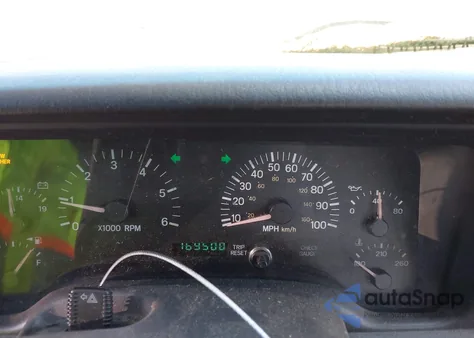 2000 Jeep Cherokee Se из США, поврежденный, VIN 1J4FF28S7YL208407
